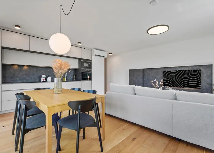 Lam Lakeside - Ac - Free Parking Appartement *