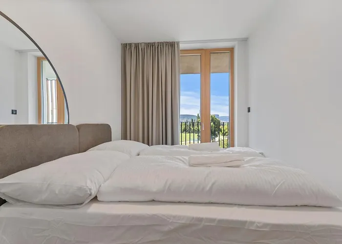 Apartmán Lam Lakeside - Ac - Free Parking *