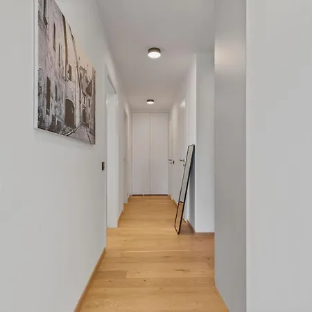 Lam Lakeside - Ac - Free Parking Pozsony